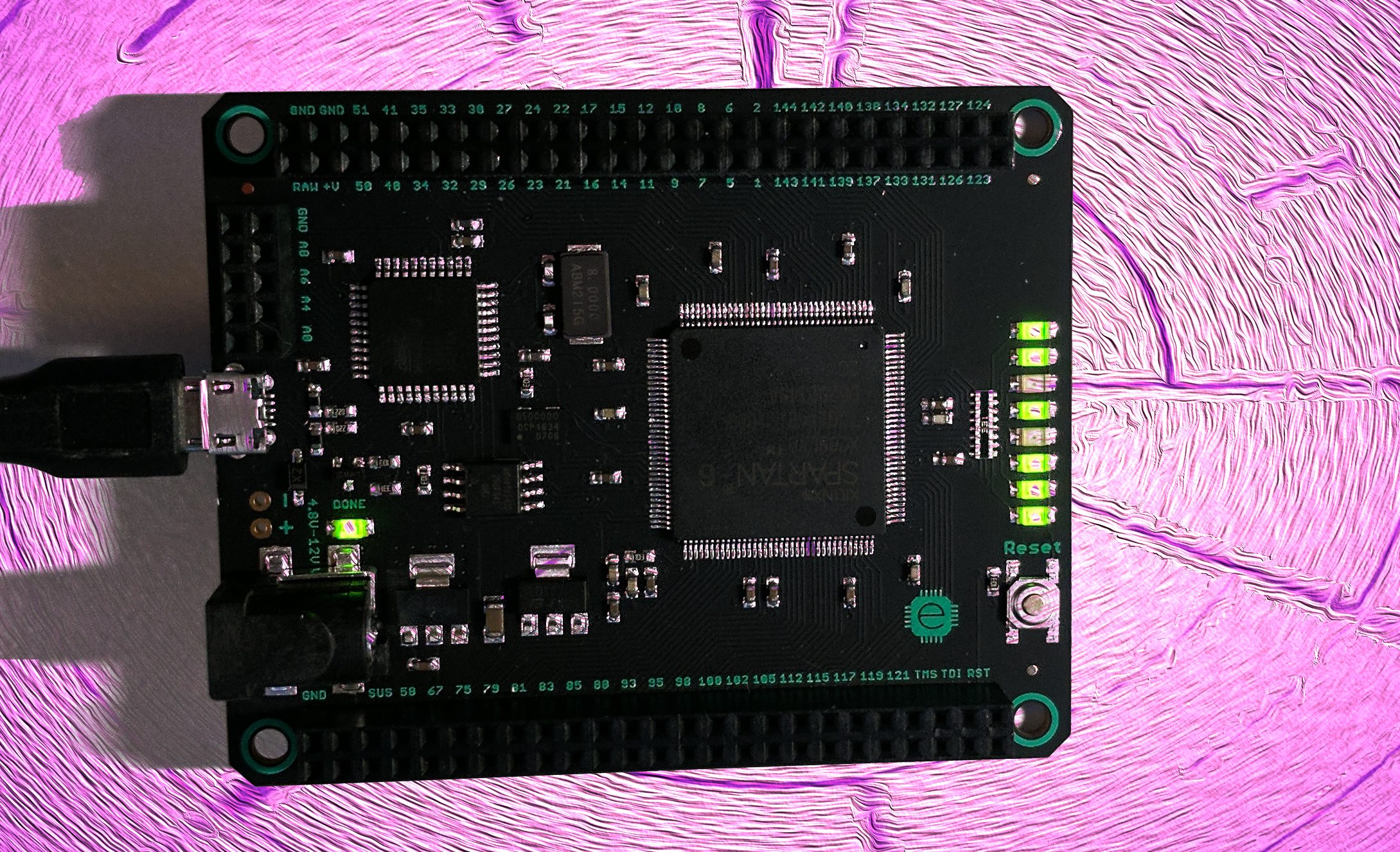 Reversible Binary Counter on the Mojo
FPGA